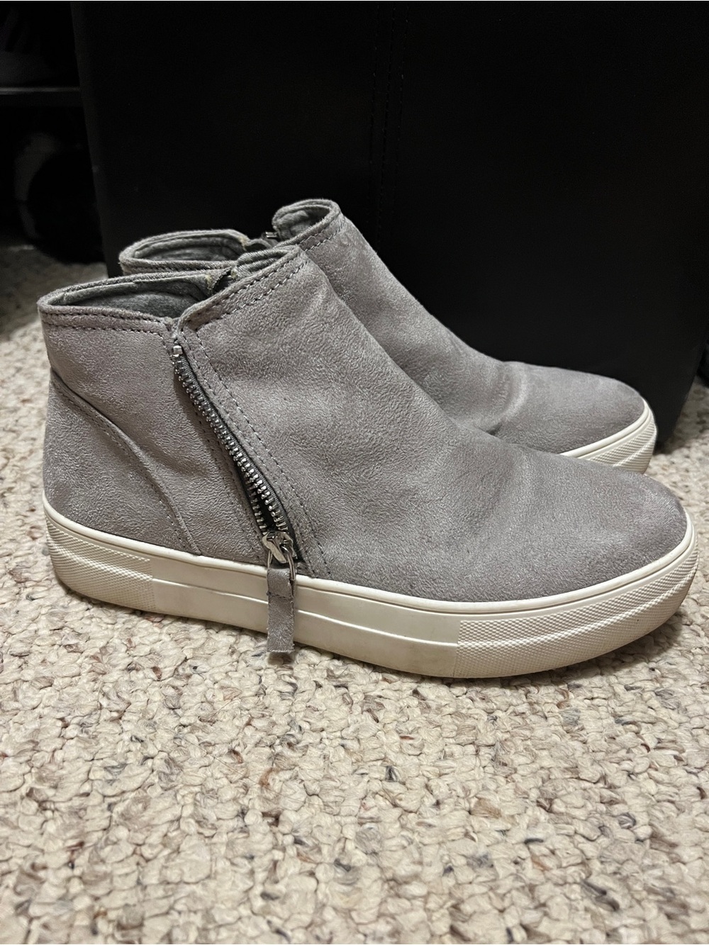 Soda "Taylor" Hidden Wedge Sneakers in gray suede Zip-Up Platform